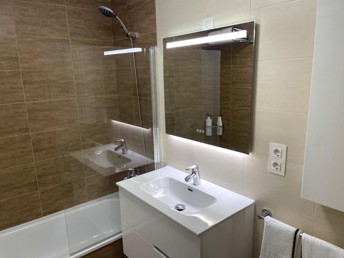 דירות Moderno Y Acogedor Apartamento En ארס מראה חיצוני תמונה